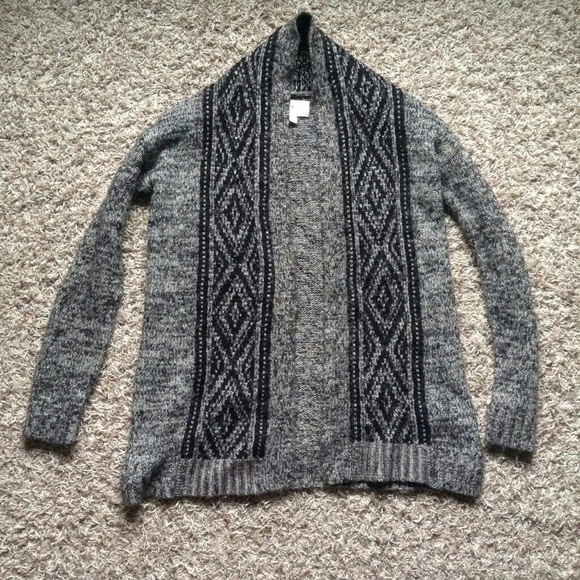 Ruby Moon Sweater Size M - Picture 1 of 1